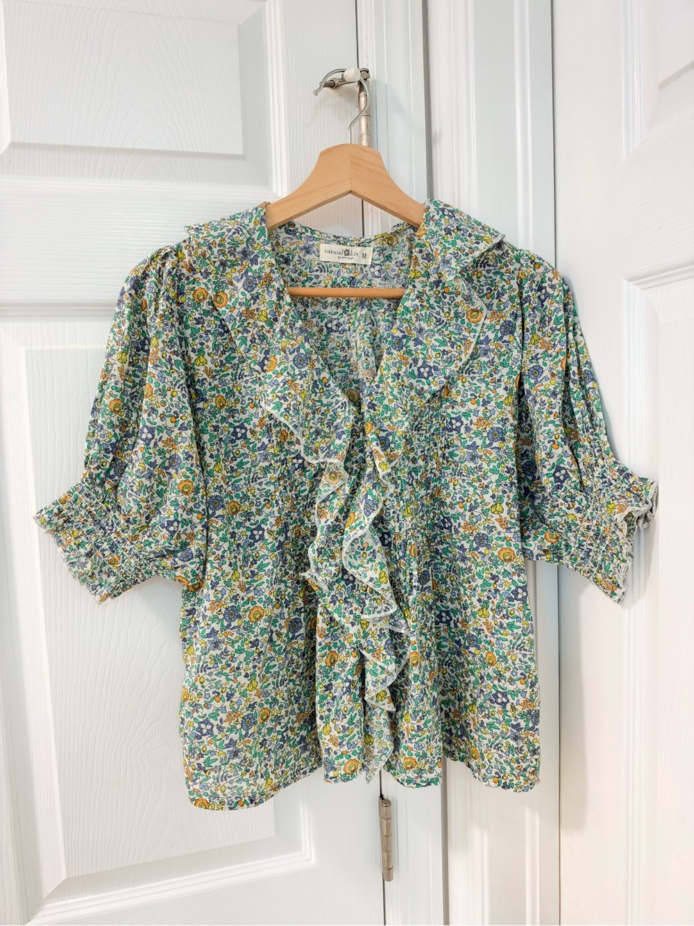 Natural Life My Favorite Cotton Top Sz M • Ditsy
Floral Prairie Ruffles Cottage